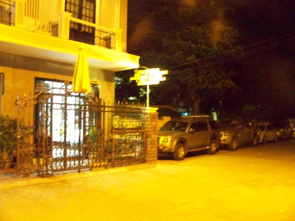Little Home Hostel Vinh Hai Exteriér fotografie