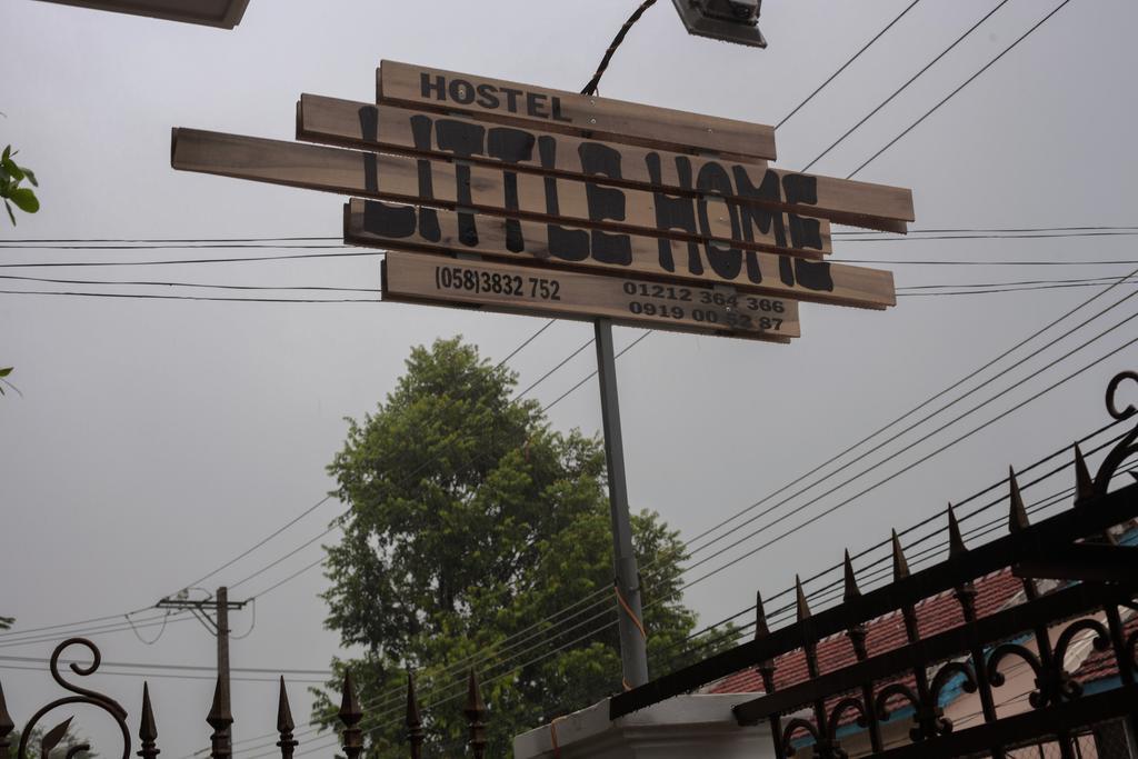 Little Home Hostel Vinh Hai Exteriér fotografie